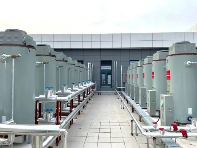 Shanghai Hongqiao Airport Aircraft Support Building – installation photo 4